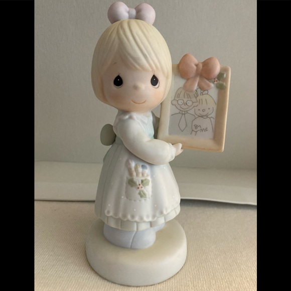 “To A Very Special Mom and Dad” Precious Moments - Picture 1 of 9